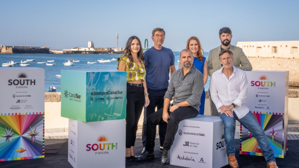 Womack Studios team for Gibraltar set “The Rock” in Spanish canal SUR