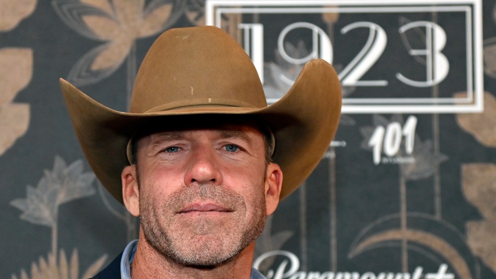 Taylor Sheridan ready to sign NBCUniversal production deal