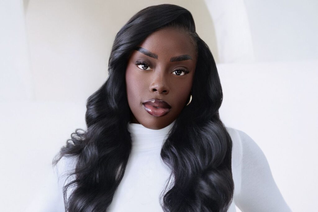 Beauty influencer Goloria criticizes industry’s lack of ‘inclusivity’ (Exclusive)