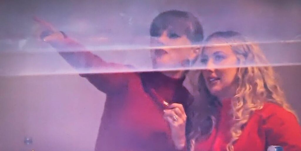 Taylor Swift photographed at Travis Kelce’s Chiefs vs. Commanders game
