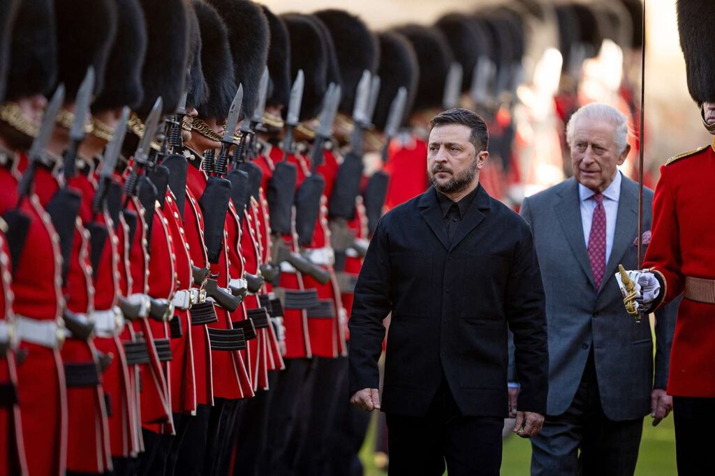 King Charles welcomes President Zelenskiy to Windsor Castle in a prestigious ceremony