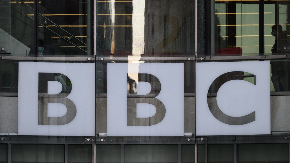 BBC News director and CEO resigns