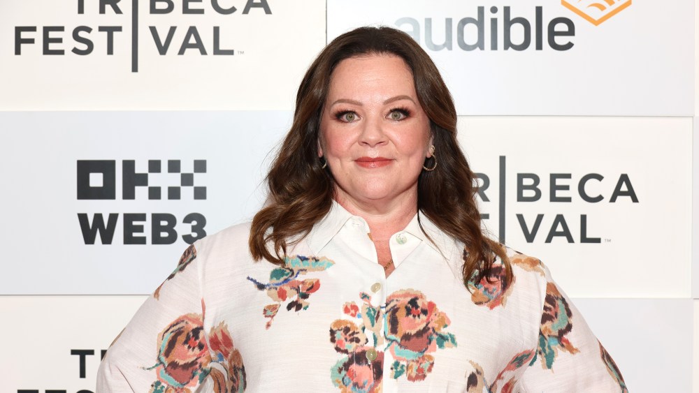 Melissa McCarthy to host ‘SNL’ with musical guest Dijon in December