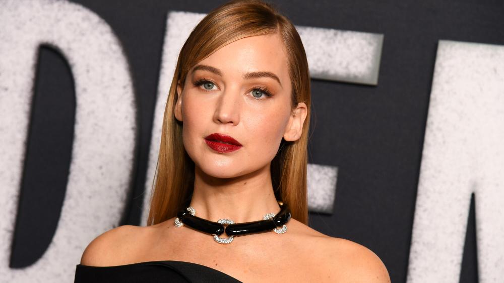 Jennifer Lawrence didn’t use intimacy coordinator for Robert Pattinson’s sex scene