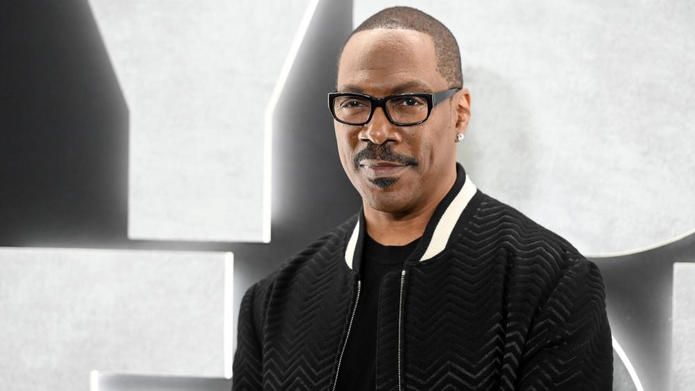 Eddie Murphy slams SNL for joking about movie failure