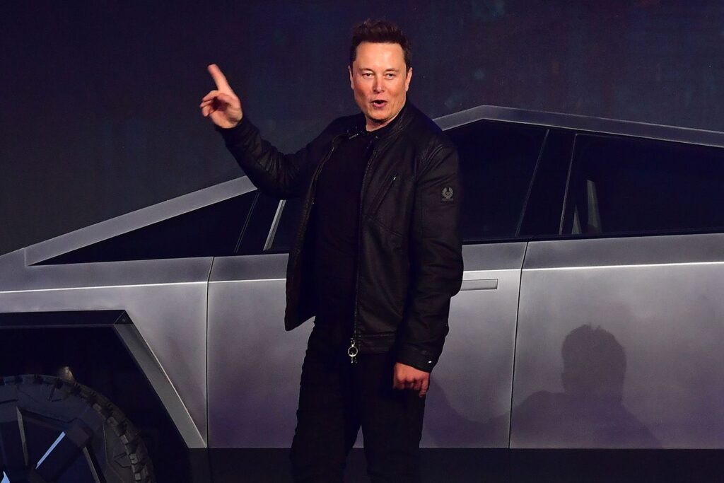 Elon Musk on track to become world’s first trionaire after Tesla’s key vote
