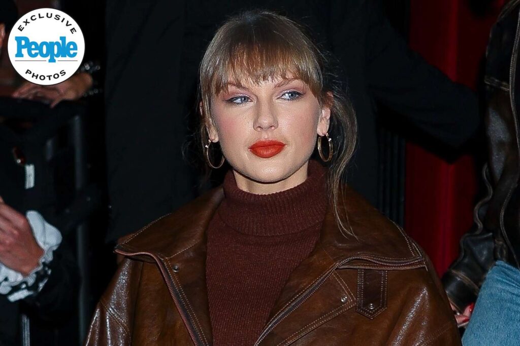 Taylor Swift wore a $448 sweater dress like Amazon Style