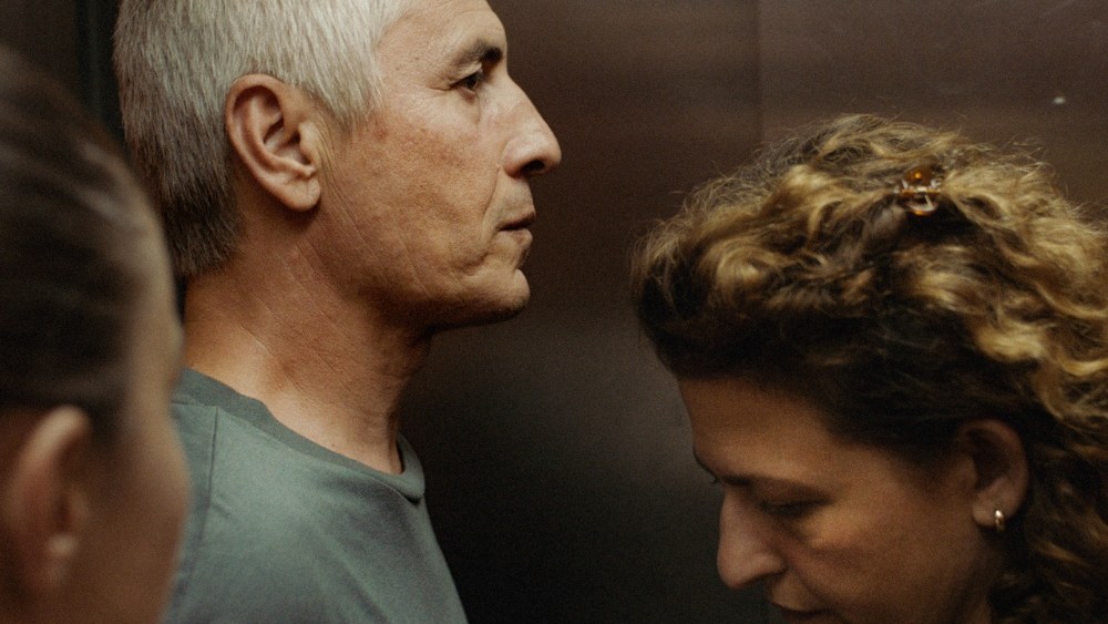 A keenly observed portrait of a Kosovar family