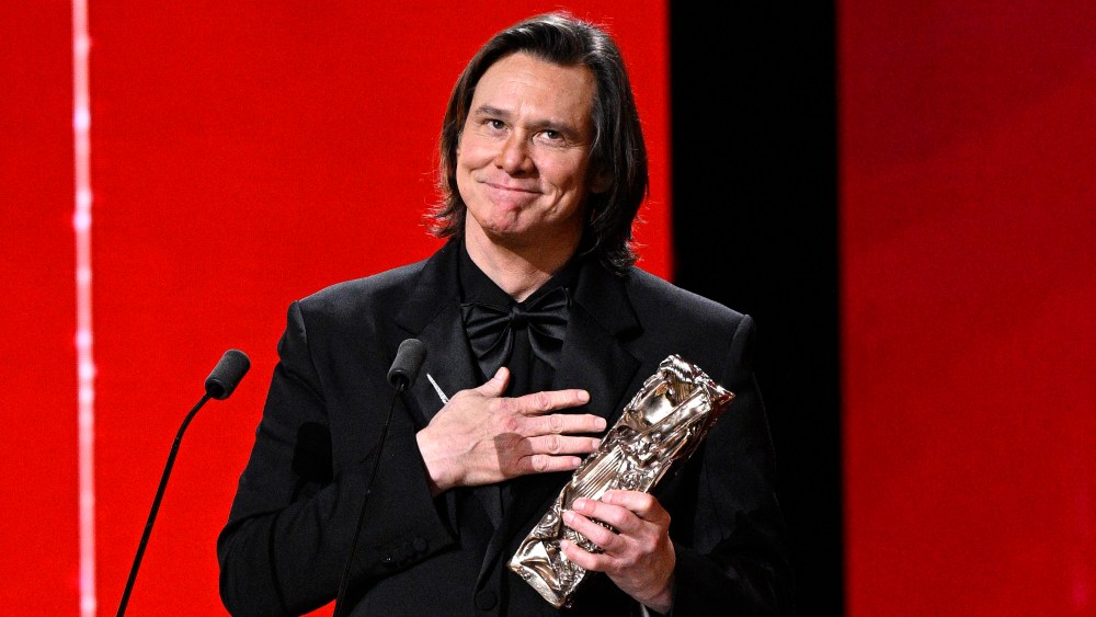 Jim Carrey speaks in French at Cesar Awards