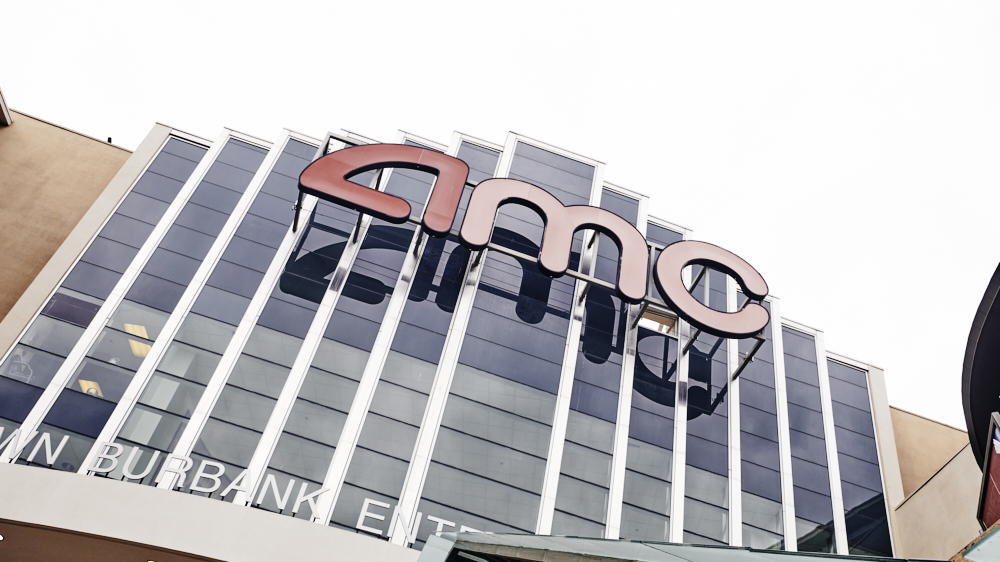 AMC Theaters attendance down 10%, quarterly revenue down