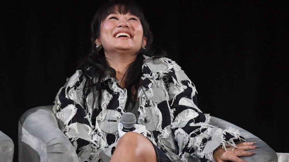 Hunter/x stars and singers come together