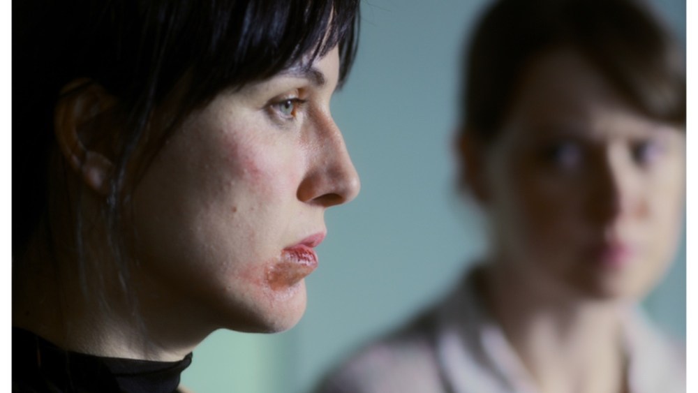 “Monyová” team presents documentary series “Love Doesn’t Hurt”