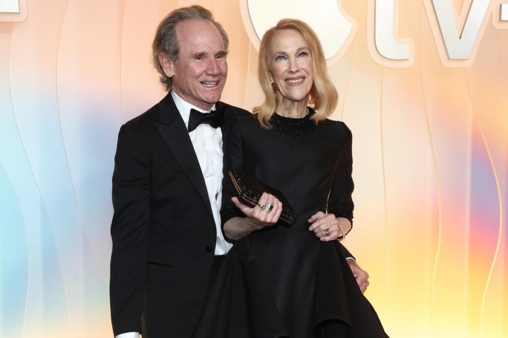 Catherine O’Hara and Beau Welch kept her mysterious illness a secret from friends