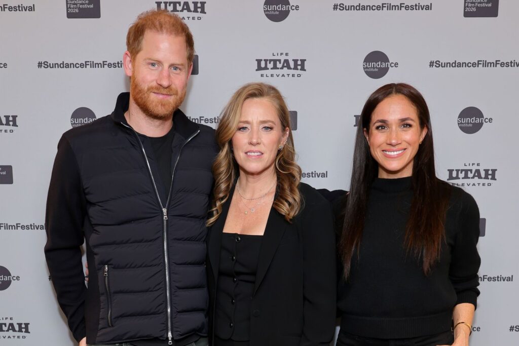 Meghan Markle wears skinny flare jeans, check out her look