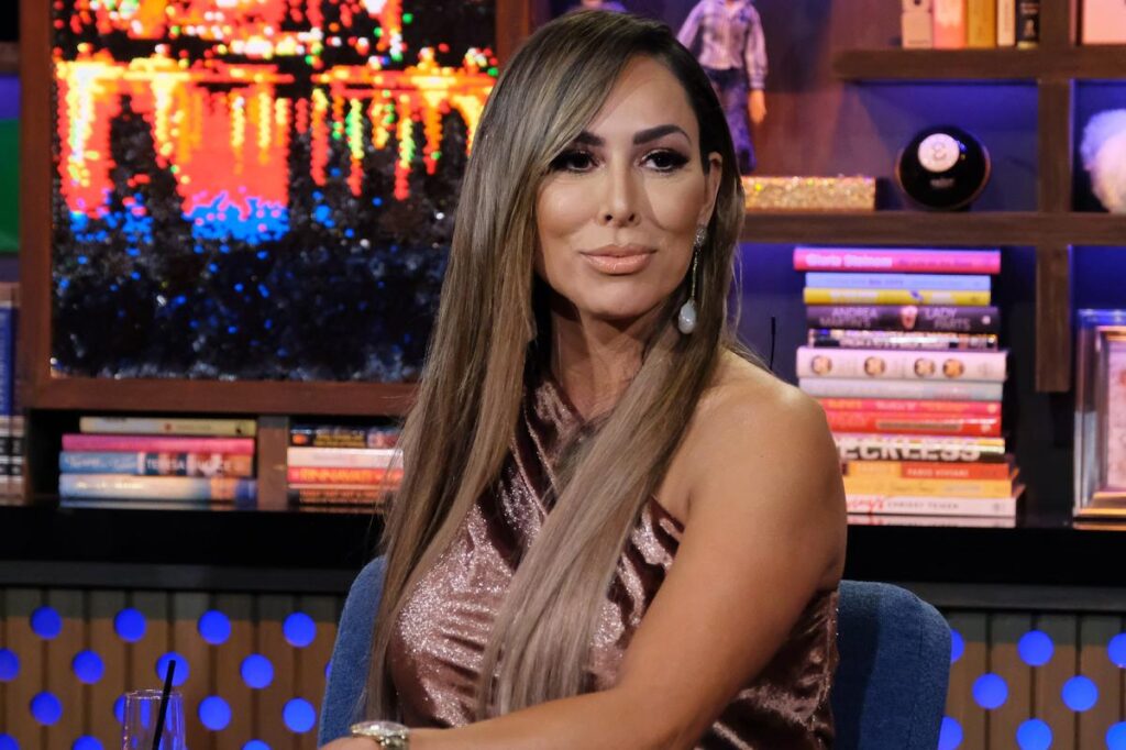 ‘RHOC’ alum Kelly Dodd slapped with revenge porn charges, could face jail time: Report
