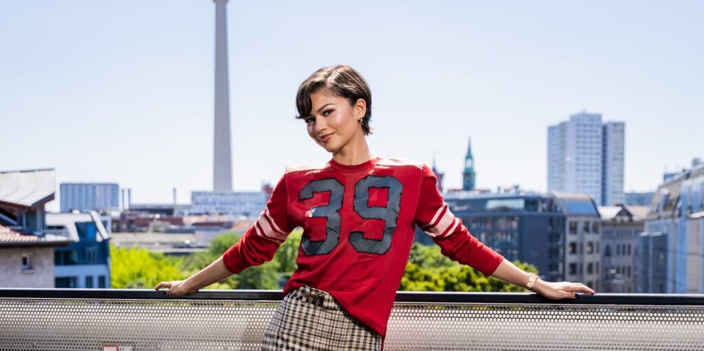 Zendaya discovers new ways to wear sports jerseys
