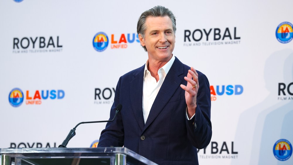 Hollywood warns California not to interfere with film incentives