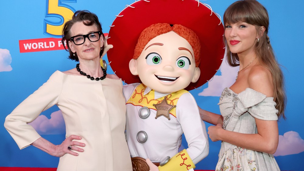 Joan Cusack attends ‘Toy Story 5’ premiere on red carpet for first time in 11 years